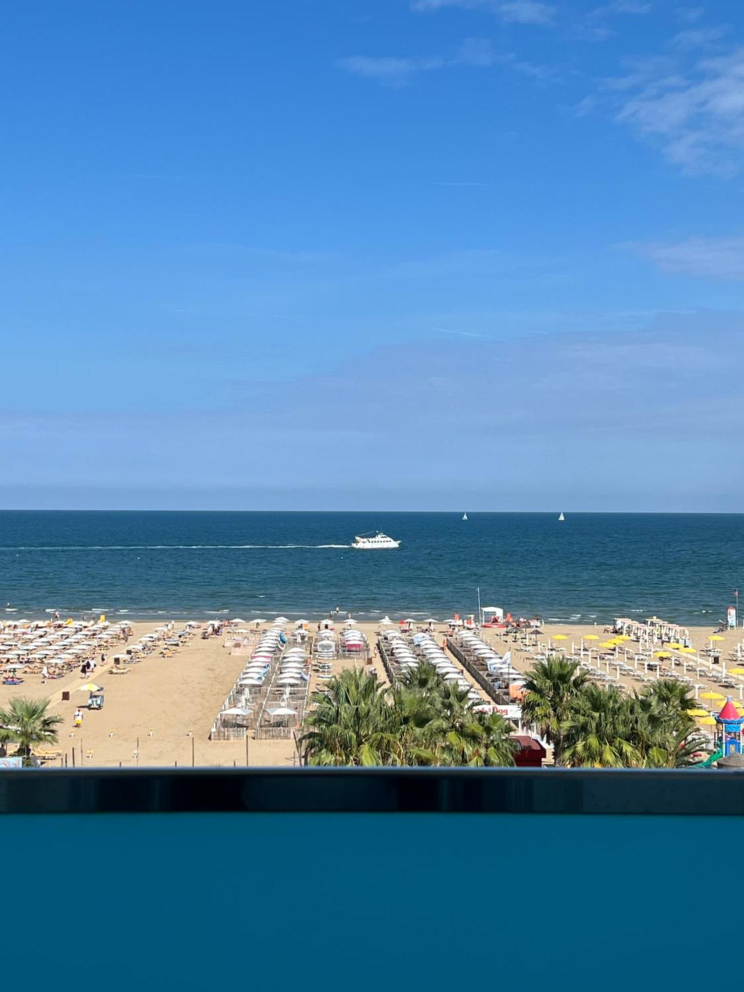 Hotel Spiaggia Marconi Rimini Esterno foto