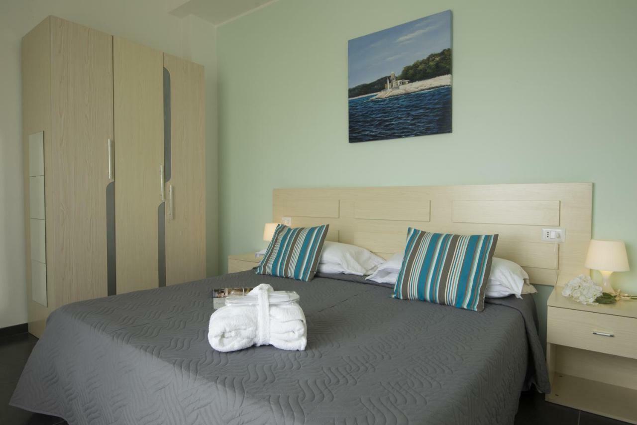 Hotel Spiaggia Marconi Rimini Esterno foto